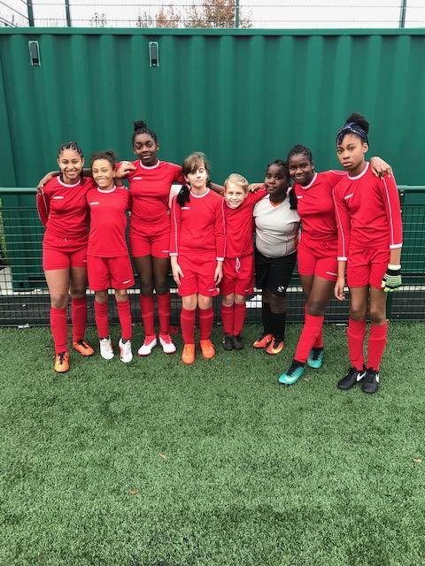 Year 5/6 Girls football team take 3 points in their first 'Super Six' victory