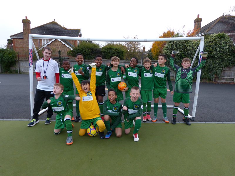 Year 5/6 Boys' Football Friendly (vs St Joseph's)